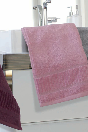 Handtücher und Badetücher bedrucken | günstig & APAYA AG besticken