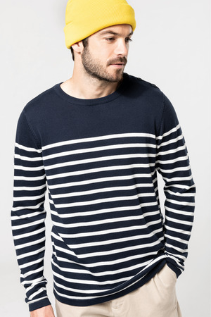 Herrenpullover im Marine-Stil